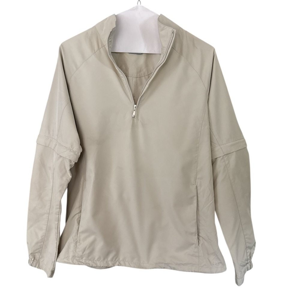 Nike Women’s Golf Lightweight Windbreaker - Picture 2 of 4
